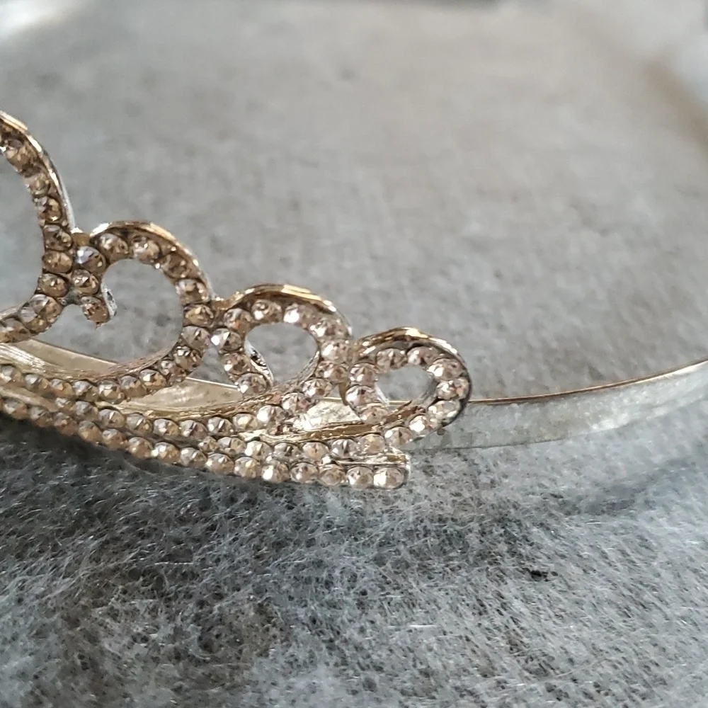 Regal Tiara Austrian Crystal Magic Glass